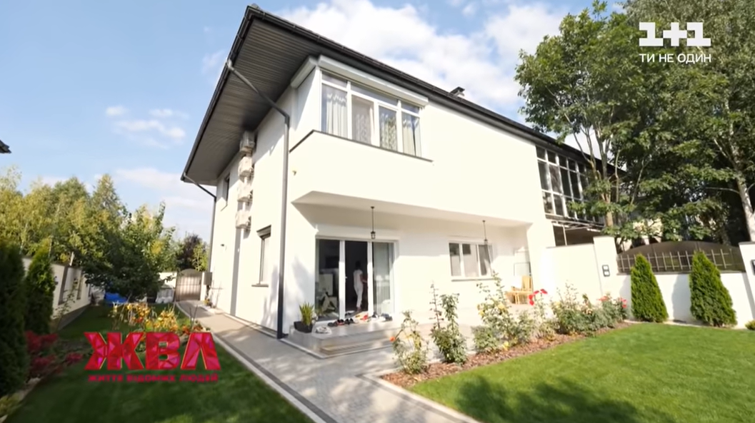 Мосейчук вперше розповіла, що росіяни зробили з її будинком під Києвом: "цілим не лишився"