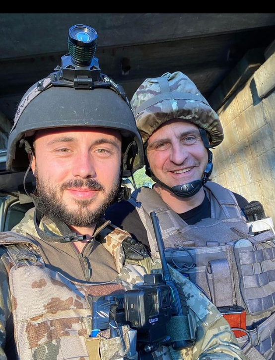 Тарас Тополя с группой "Антитіла" берут на попечение детей погибших на войне героев