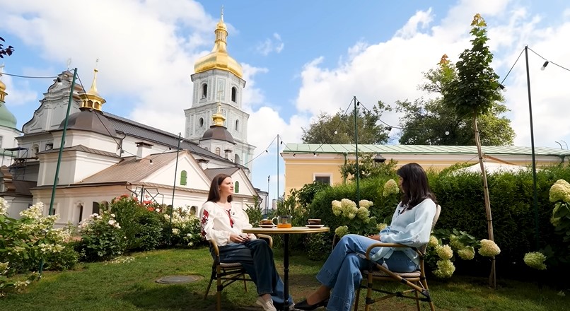 Хамайко зізналася, як реагувала на неоднозначні пропозиції від заможних чоловіків
