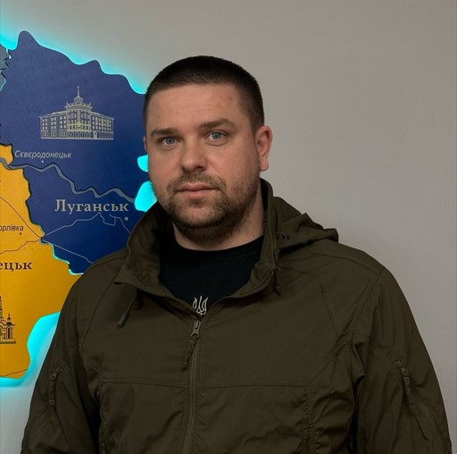 "Мы как HR, только VIP-класса". Как работает первый центр рекрутинга Сухопутных войск в Киеве