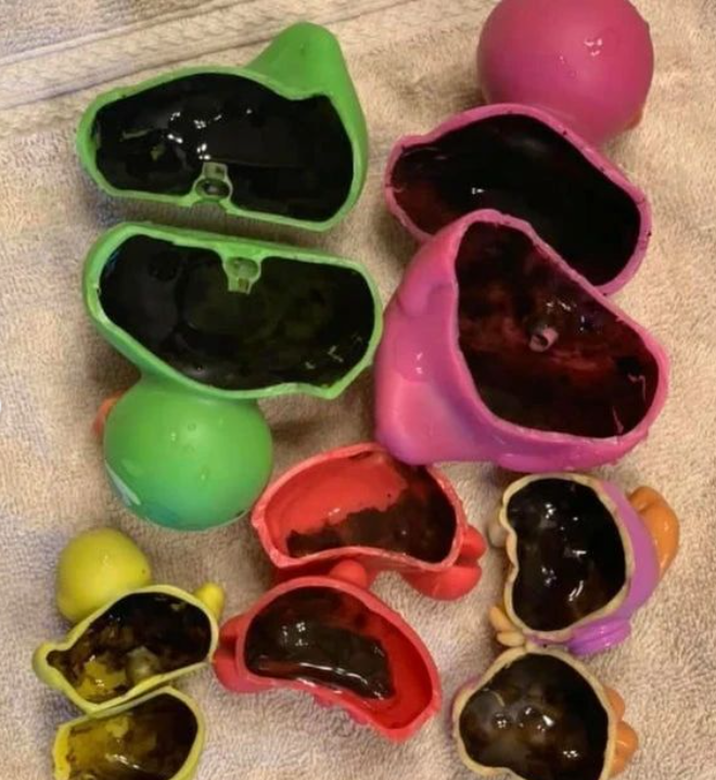 Педиатр предупредила об опасности резиновых игрушек в ванной для здоровья ребенка