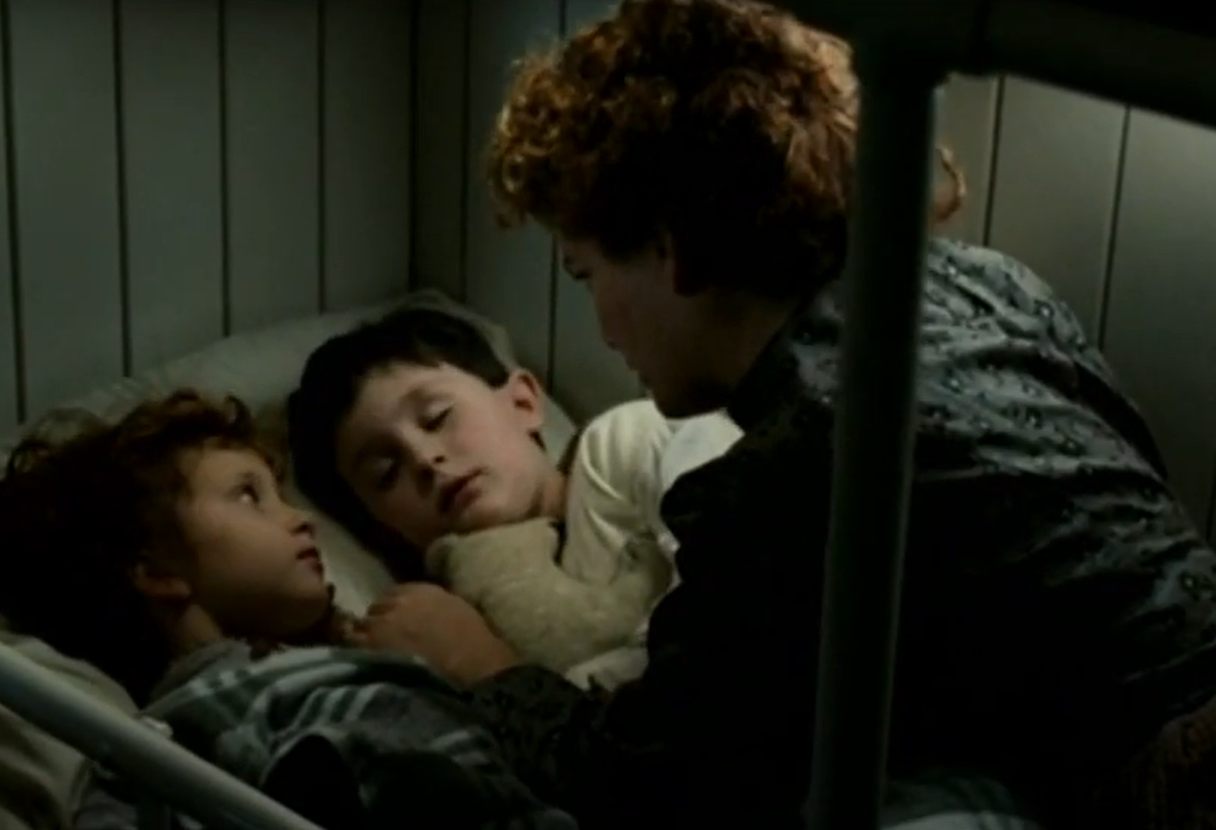 Як зараз виглядає хлопчик з фільма "Титанік", через сцену з яким всі кожен раз плачуть