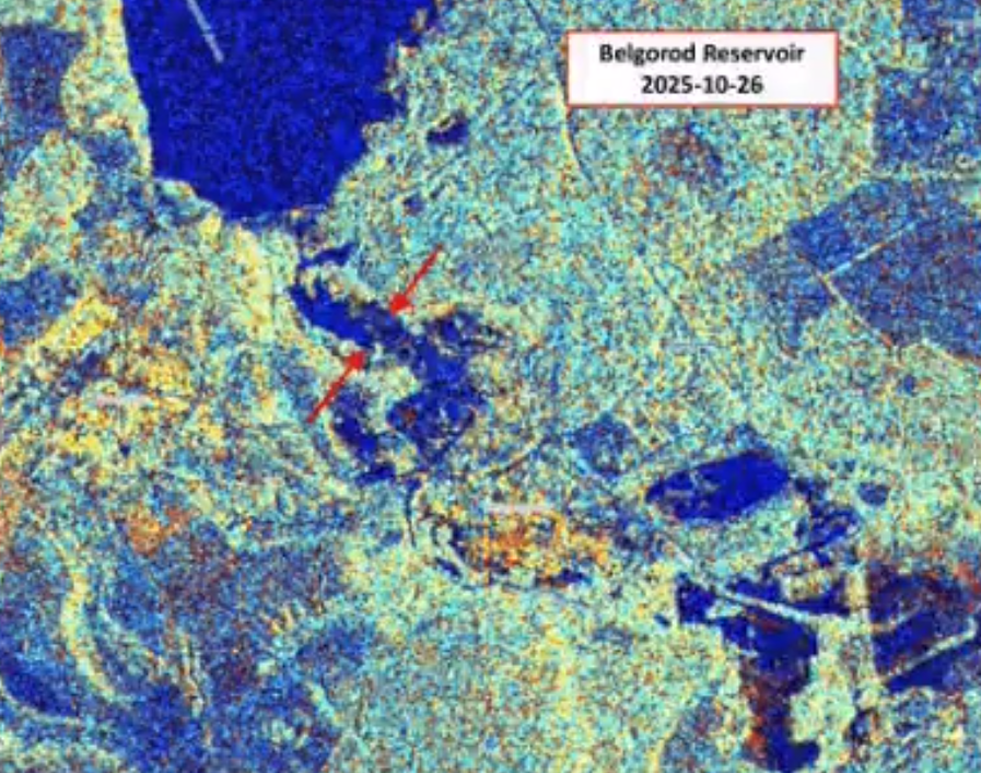 Вже видно з космосу: супутникові фото наслідків ударів по Бєлгородській дамбі