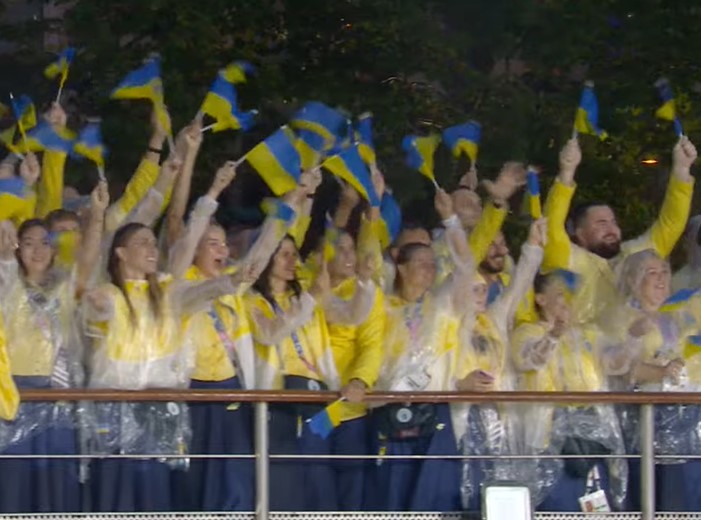 Олімпійські ігри 2024: яскраві фото і відео з церемонії відкриття в Парижі