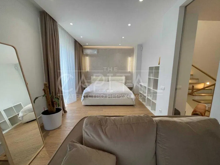 Даша Квіткова продає свій крутий будинок на OLX: його ціна може шокувати