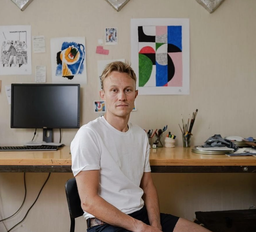 Український художник відмовився отримувати престижну премію, щоб не "стояти" поруч із росіянкою