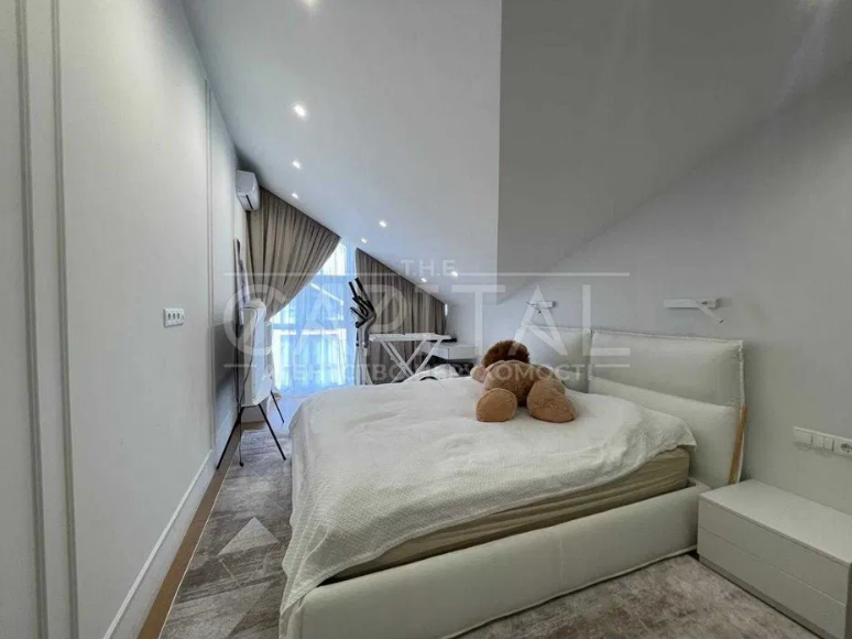 Даша Квіткова продає свій крутий будинок на OLX: його ціна може шокувати