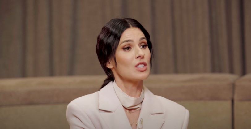 "Довелося прийняти важке рішення": хлопець української співачки втік за кордон