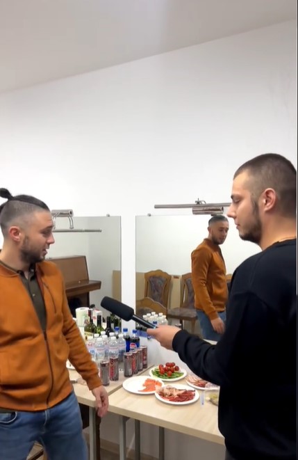 Раки, алкоголь, але "без витребеньок": Тополя розповів про райдер гурту "Антитіла"