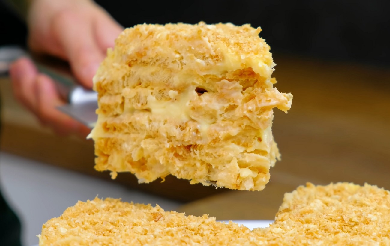 Наполеон без выпечки всего за 20 минут: очень простой рецепт