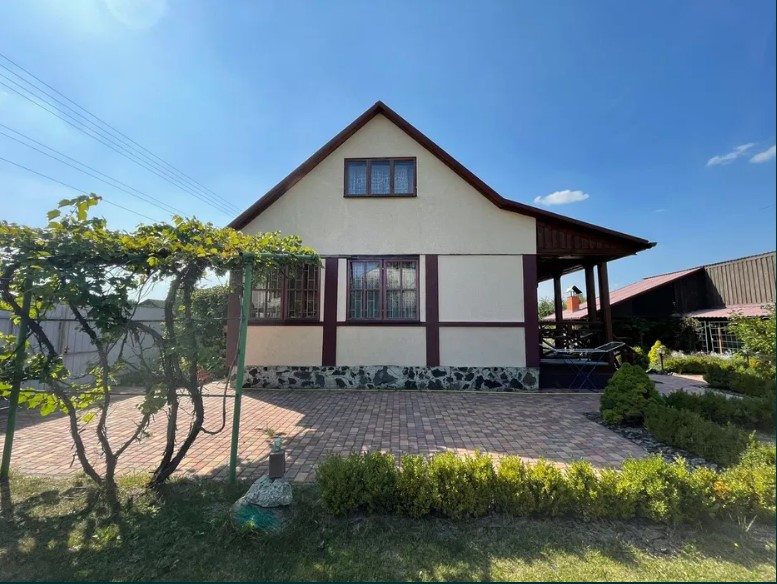 200 тысяч с ремонтом. Сколько стоят частные дома под Киевом летом