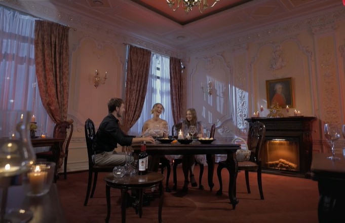 Як минув 3 випуск "Холостяка-13". Поцілунки, сльози та несподіваний "виліт" одразу двох учасниць