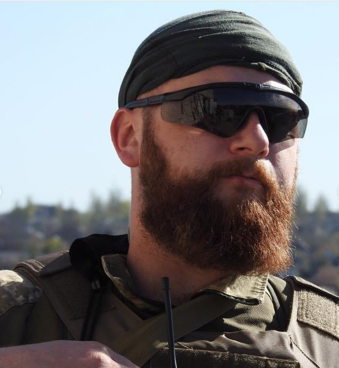 На щиті! Помер герой оборони Маріуполя, легендарний комбат "Азова" Олег Мудрак