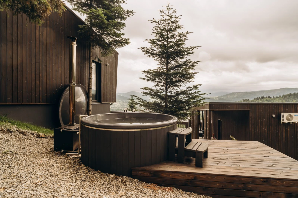 "Українці хочуть зараз зовсім іншого відпочинку". Як змінився сервіс у Карпатах та які сюрпризи чекають туристів