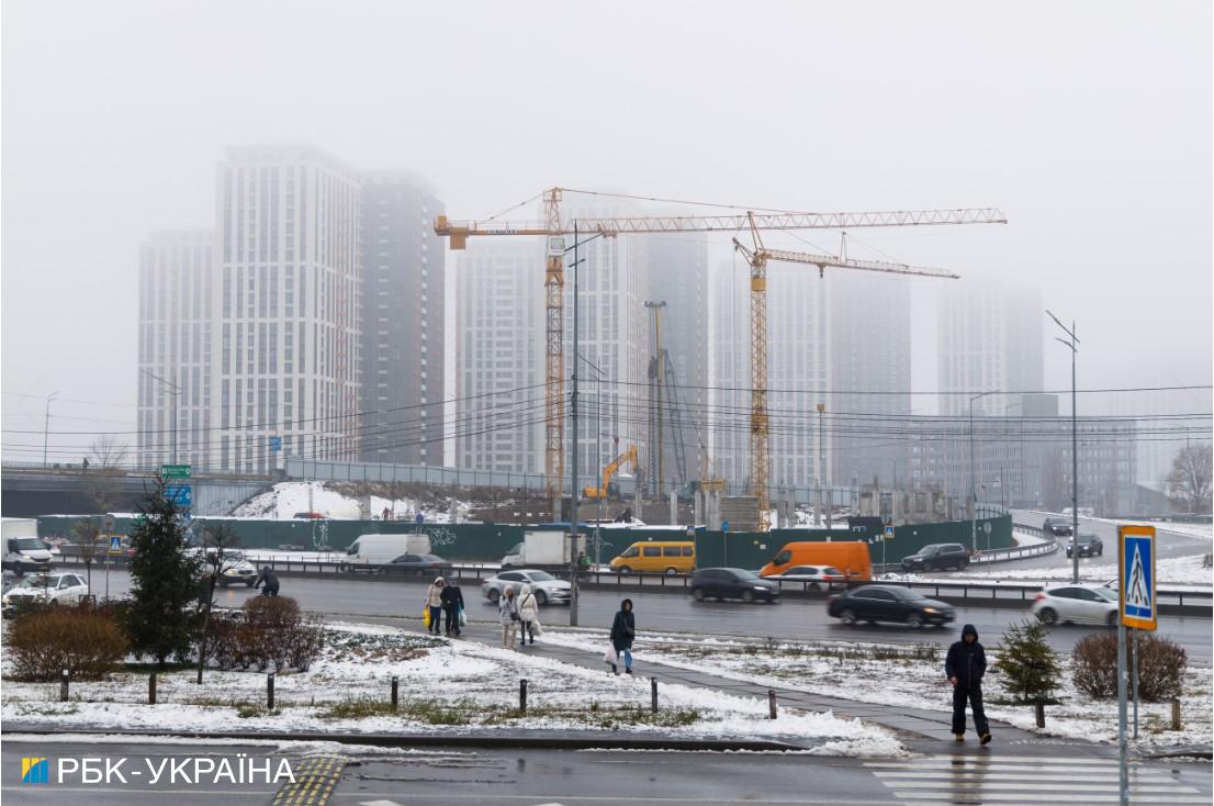 Покупка жилья в феврале: как осматривать дом и на что обратить внимание