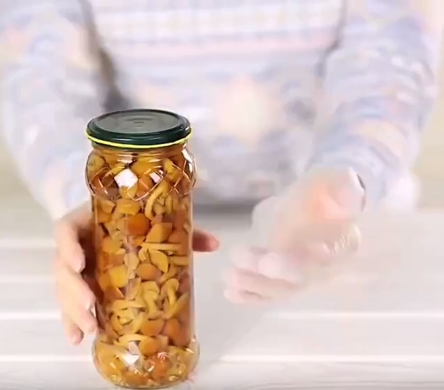 6 способів відкрити банку з закруткою, про які ви могли не здогадуватися