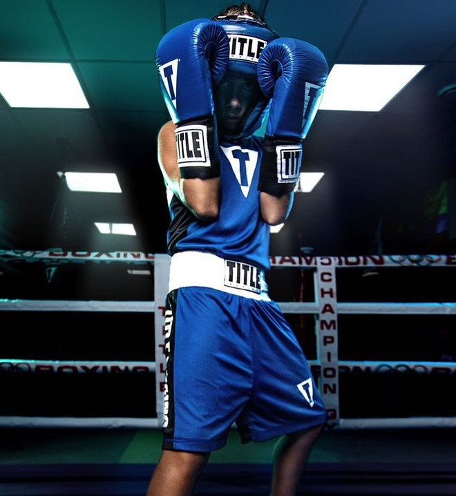 Перемогла росіянку і станцювала гопак: чому 13-річну українку називають майбутнім світового боксу