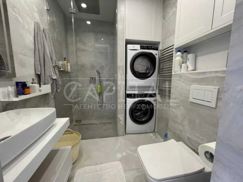 Даша Квіткова продає свій крутий будинок на OLX: його ціна може шокувати