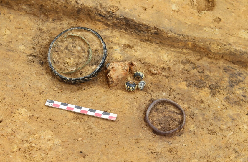 Археологи розкопали святилище бога війни з артефактами, яким понад 1500 років (фото)