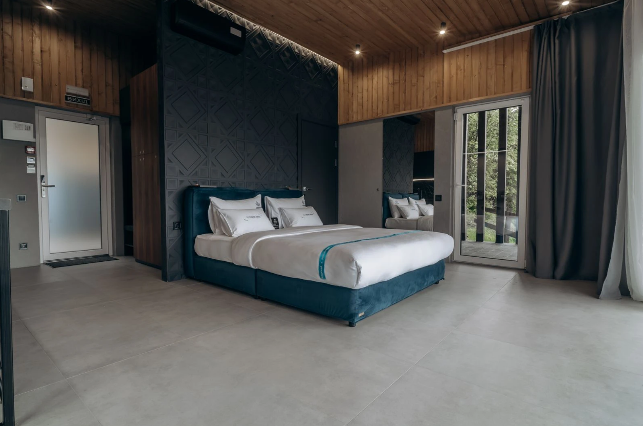 "Украинцы хотят сейчас совсем другого отдыха". Как изменился сервис в Карпатах и какие сюрпризы ждут туристов