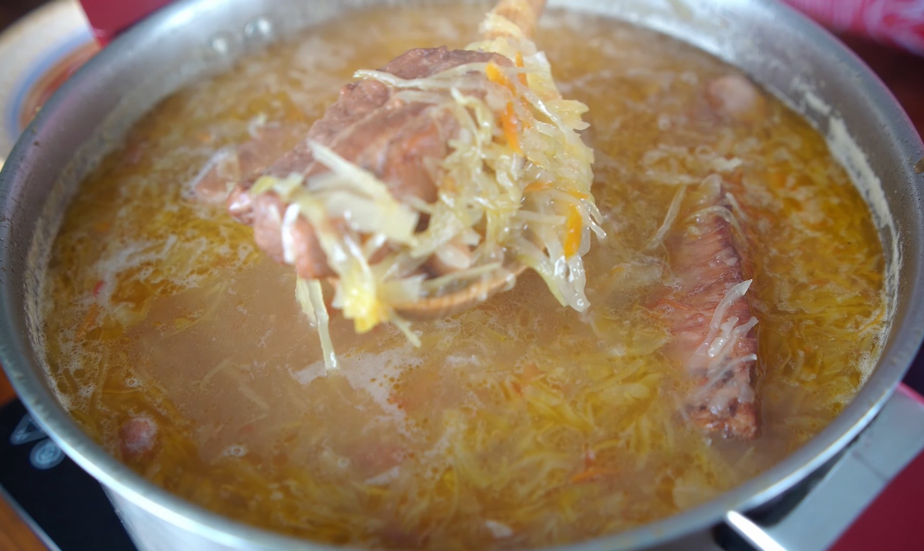 Древние украинские блюда, которые готовят до сих пор: рецепты душенины, бигуса и зганянки