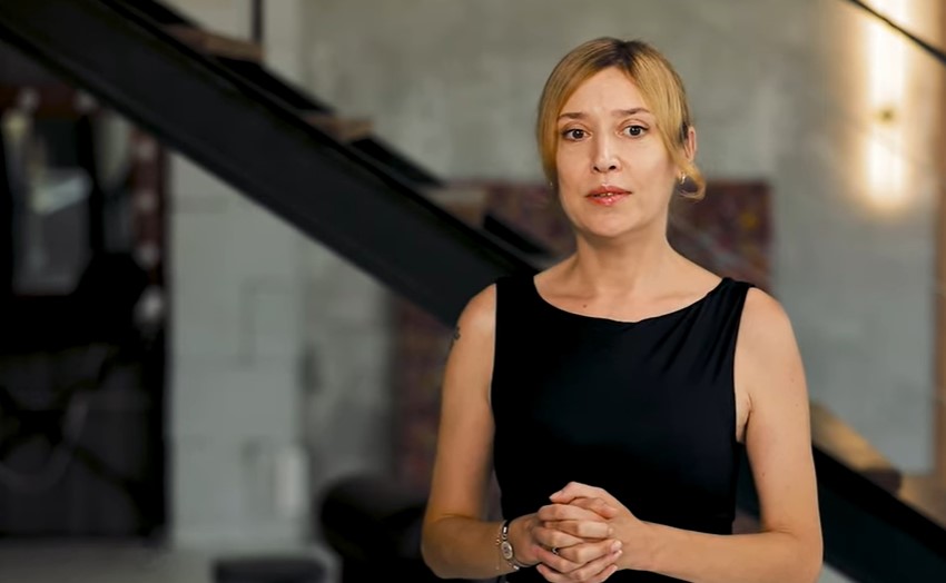 Відома співачка поділилася, як змінився її дохід під час війни: "Живу дуже скромно"