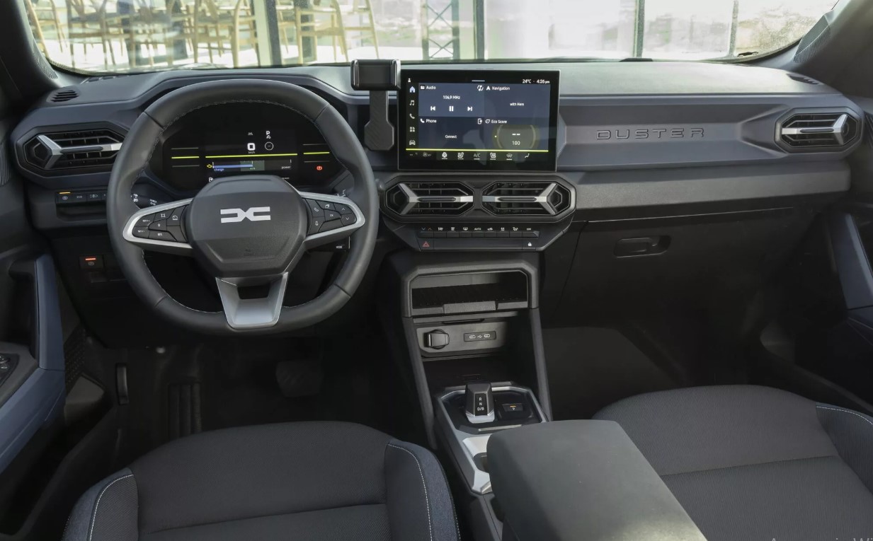 Компания Renault представила третье поколение кроссовера Duster: подробности