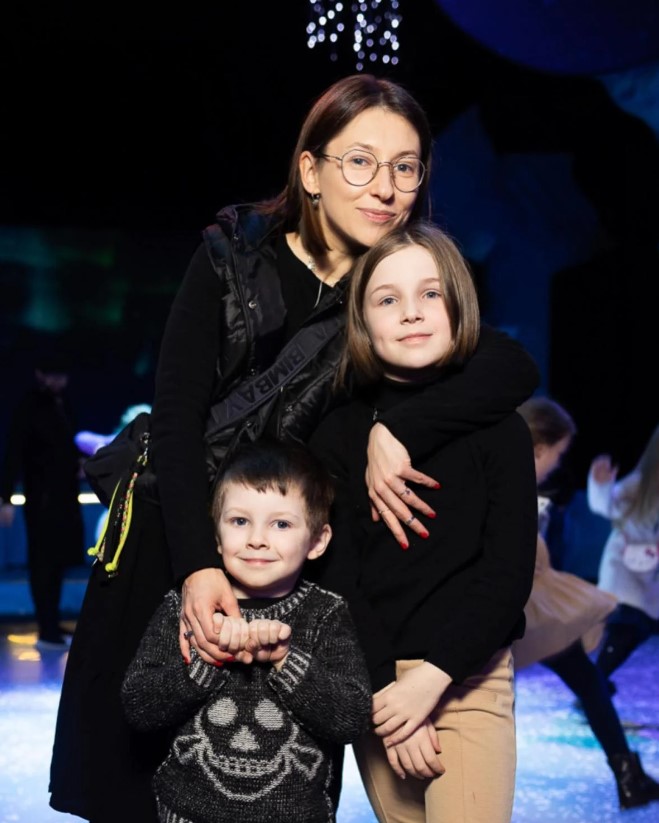 Відомий співак вперше розповів про побачення з Соловій: "На руках виносив із клубу"