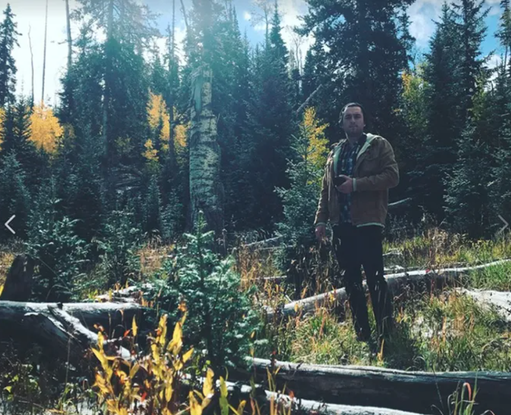 Як зараз виглядає хлопчик з фільма "Титанік", через сцену з яким всі кожен раз плачуть