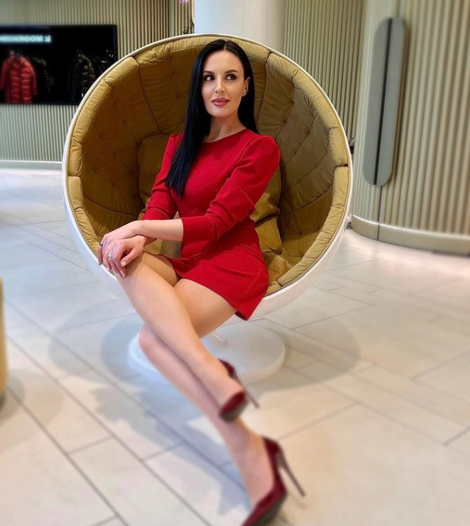 Як зараз виглядає Міла Нітіч - 33-річна співачка, яка підкорила шоу "Голос країни" і "Шанс" (фото)