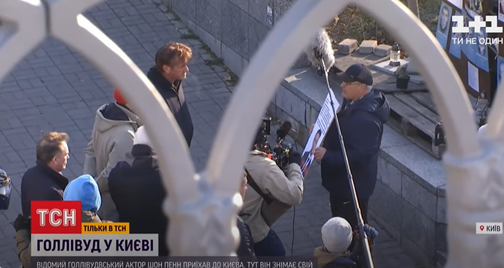 Шон Пенн прибыл в Киев снимать фильм об Украине: всплыли детали визита кинозвезды (видео)
