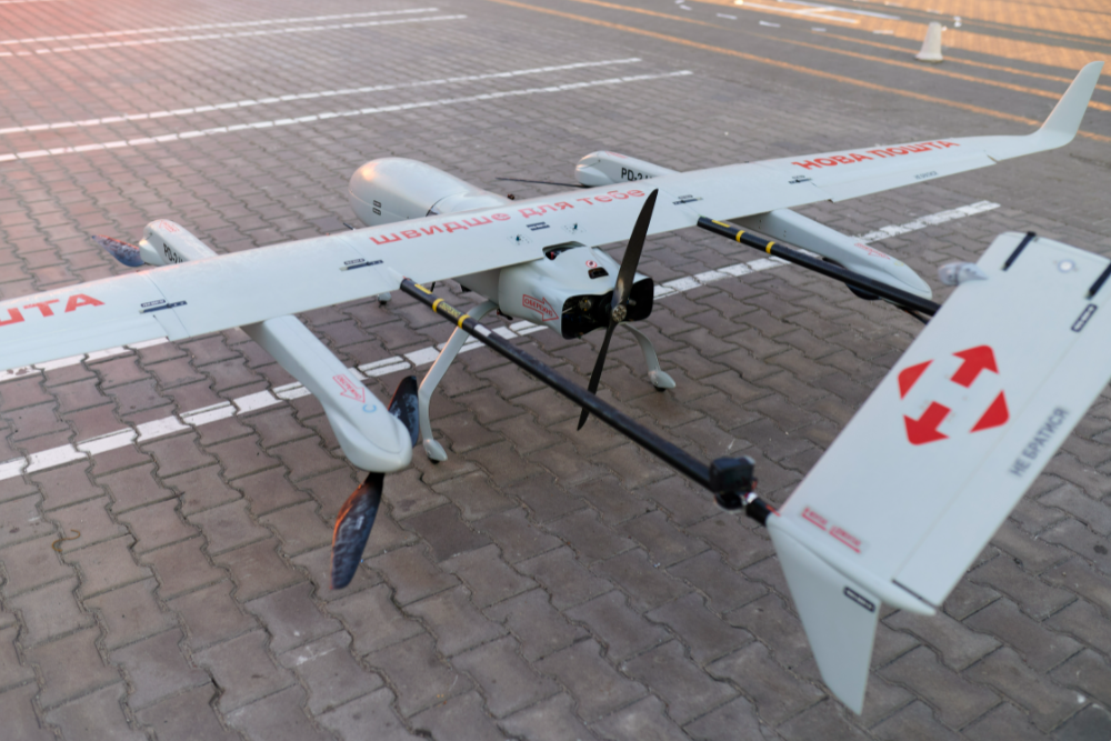 "Новая почта" доставила посылки из Киева во Львов беспилотником (фото)