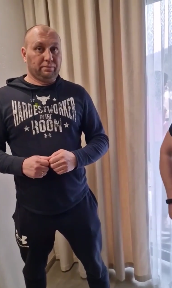 "Я родом из Макеевки". Что известно о боевом медике, которого обозвали "лошарой" в Буковеле