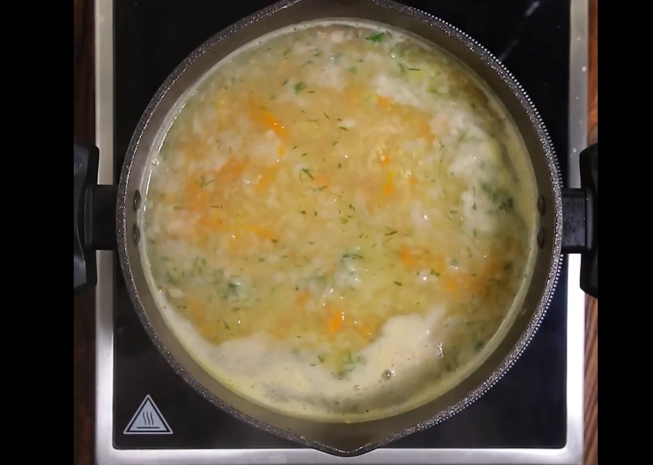 Рецепт традиційної української страви, яку несправедливо призабули: просто і неймовірно смачно!