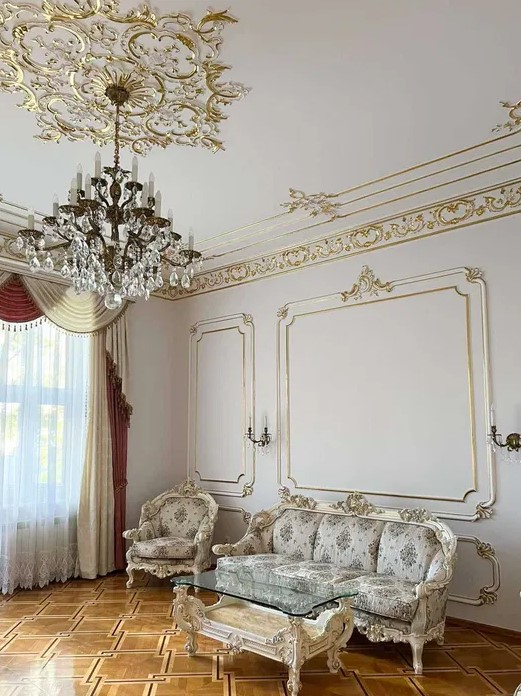 У серці Львова знайшли розкішну квартиру за 38 млн грн: як вона виглядає