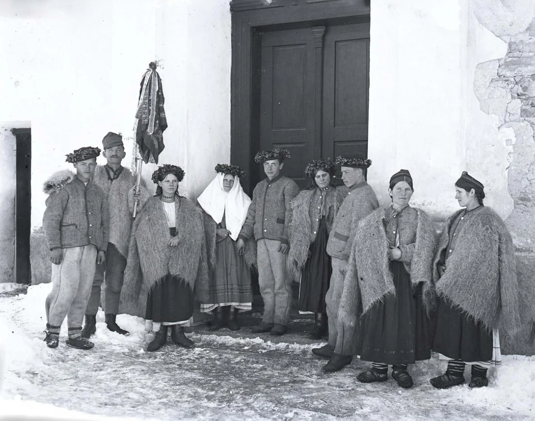 Как гуцулы праздновали свадьбу 100 лет назад: обычаи и архивные фото