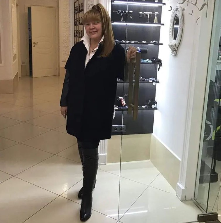 Преподаватель вокала, мама и бабушка: как сегодня выглядит бывшая жена Иво Бобула Лилия Сандулесу (фото)