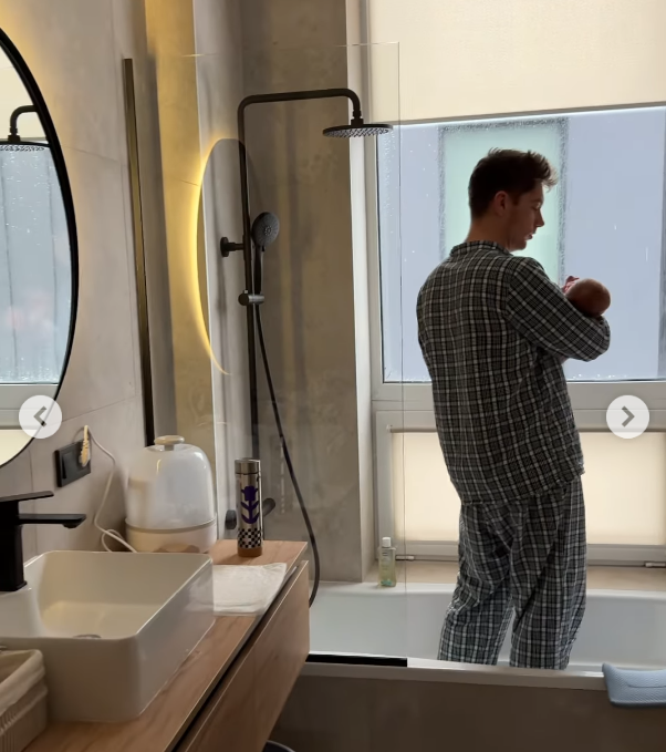 Дружина Остапчука показала маленького сина та розповіла про материнство (фото)