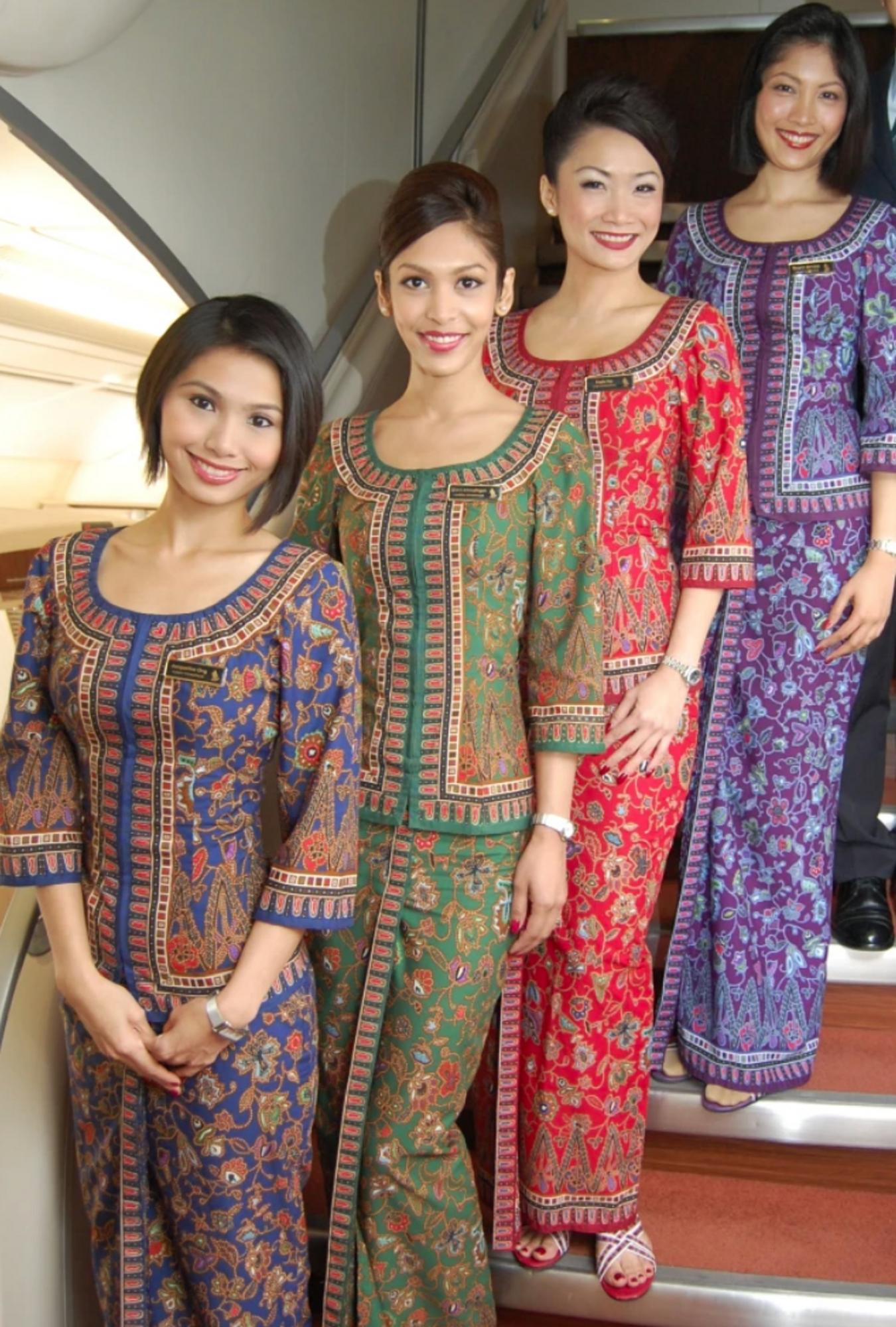 8 правдивих фактів про стюардес, які змусять вас і захопитися, і жахнутися