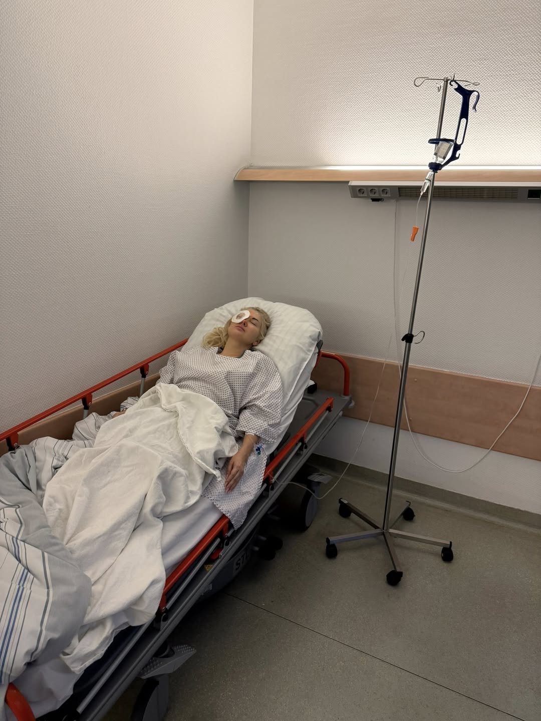 Катерина Бужинська опинилася в лікарні: у якому стані народна артистка (фото)