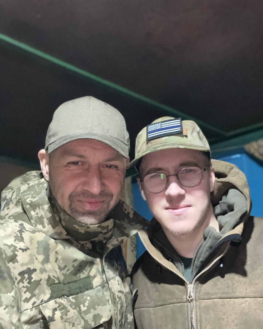 "Звинувачую себе". Чоловік зірки "плюсів" поділився, як переживає загибель сина