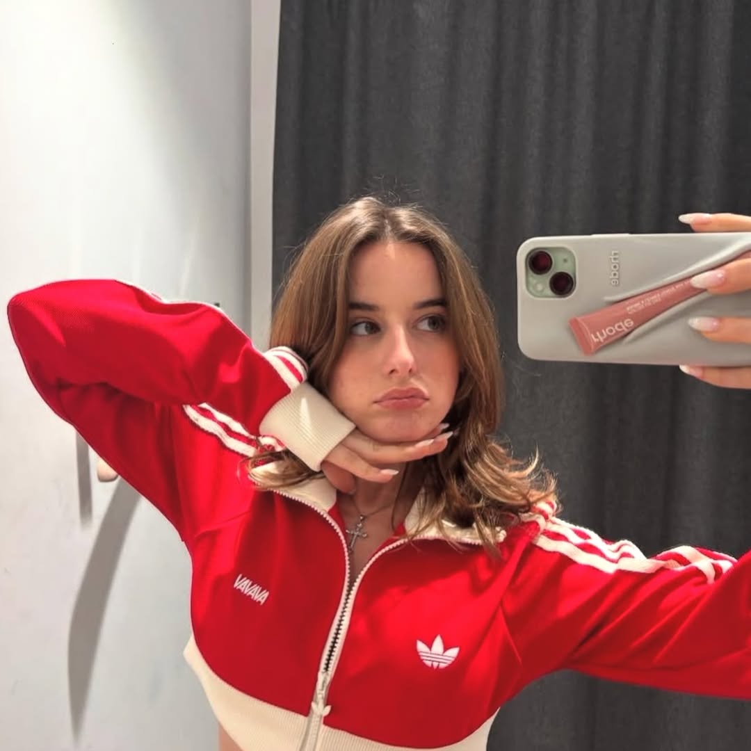 Алан Бадоєв замилував рідкісними фото доньки: як вона виглядає та чим займається