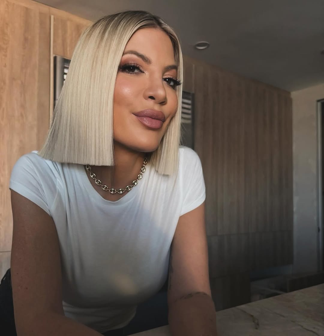 Какую "пластику" делала Тори Спеллинг: звезда "Беверли-Хиллз" раскрыла всю правду