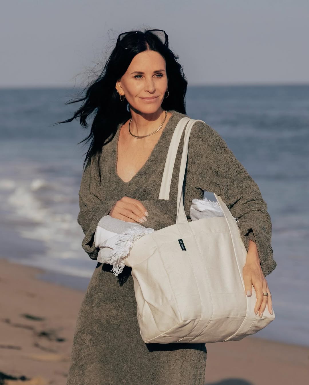 6 привычек Кортни Кокс, которые помогают ей выглядеть молодо в 60 лет