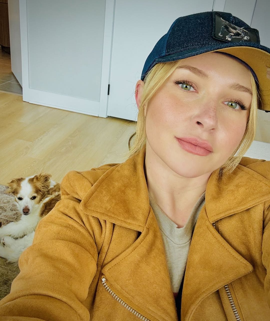 Больше не блондинка! Бывшая невеста Кличко изменилась до неузнаваемости (фото)