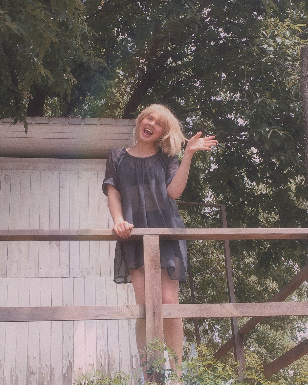 Де зараз співачка Зіанджа, яка втекла з України через Дунай і зникла з соцмереж