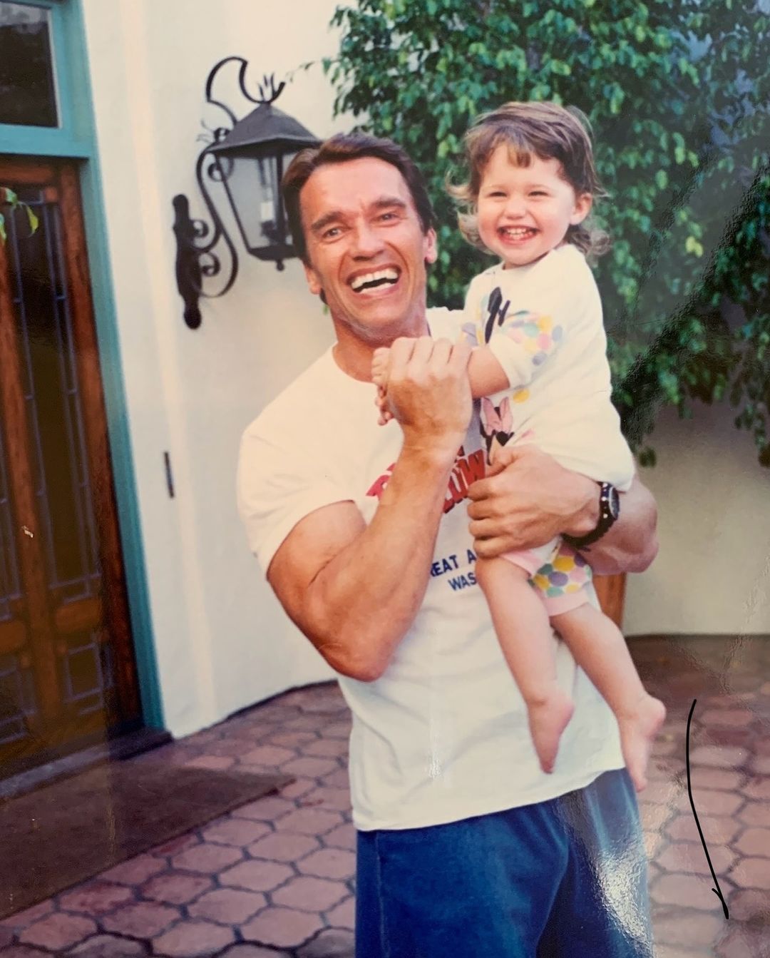 Донька Шварценеггера стала мамою утретє: відомі стать та ім’я дитини