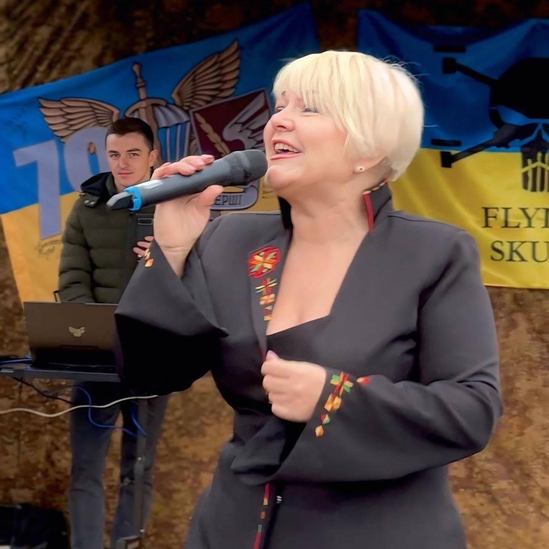 Что стало с Оксаной Пекун - певицей, которая заявляла, что "не интересна прессе"