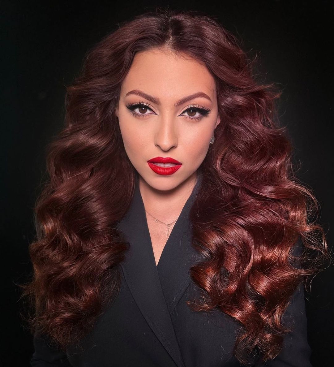 Маша Полякова чесно відповіла, чи отримує гроші від батьків на розвиток музичної кар'єри