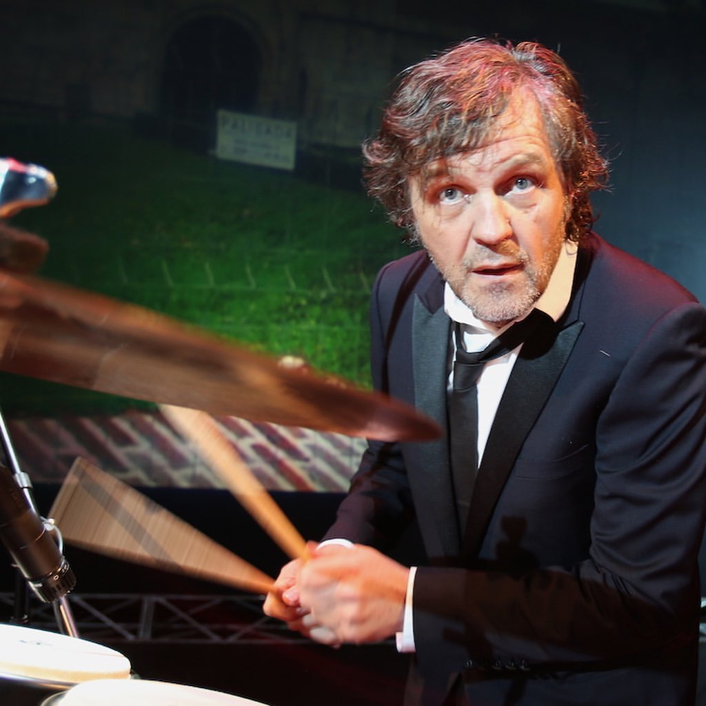 Знаменитий режисер хоче отримати громадянство РФ, щоб знімати фільм про УПЦ МП